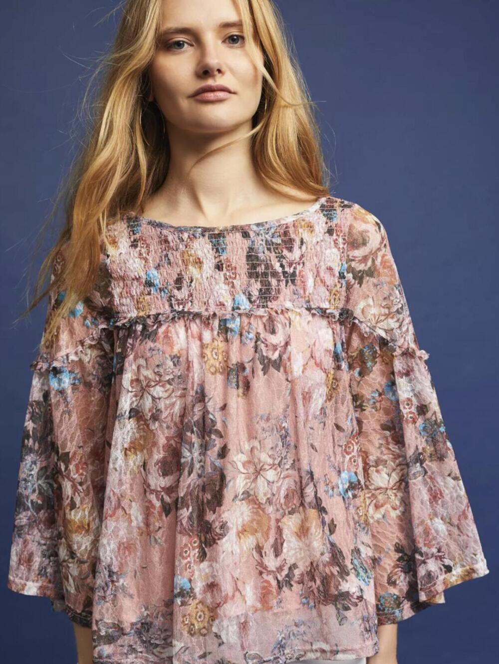 Akemi+Kin from Anthropologie Pink Floral Oversized Patrizia Blouse - Size - XXS